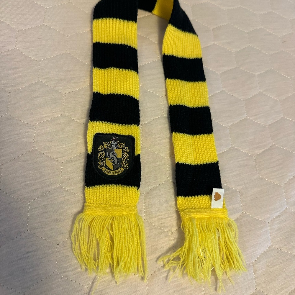 Build A Bear Workshop Accessories Harry Potter Hufflepuff Knitted Scarf